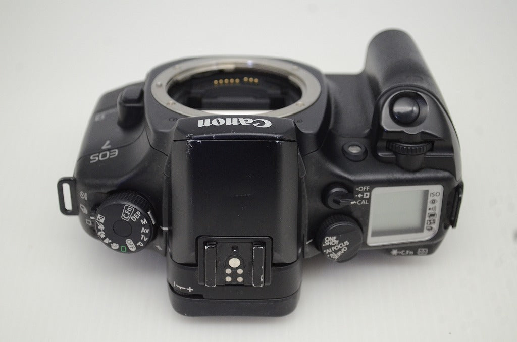 Canon キヤノン EOS 7 ボディ フィルム一眼レフカメラ 251106k
