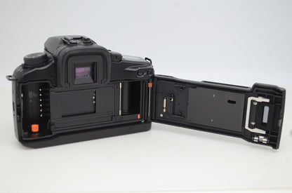 Canon キヤノン EOS 7 ボディ フィルム一眼レフカメラ 251106k