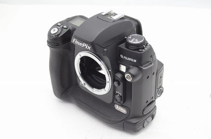 良品 FUJIFILM フジフィルム FinePix S3 Pro ボディ デジタル一眼レフカメラ 250905y