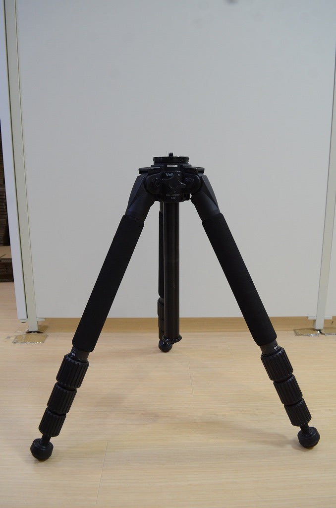 Velbon Neo Carmagne ネオカルマーニュ 740 カーボン4段三脚 251113f