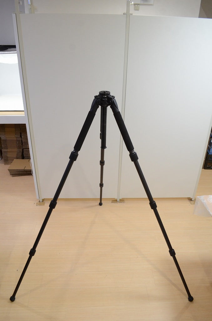 Velbon Neo Carmagne ネオカルマーニュ 740 カーボン4段三脚 251113f