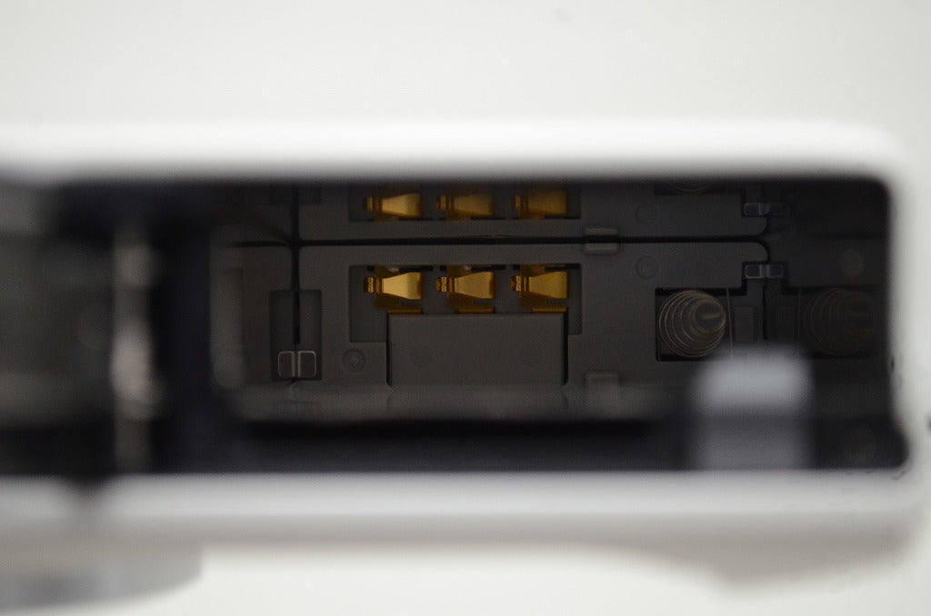 CASIO カシオ HIGH SPEED EXILIM EX-ZR400 コンパクトデジタルカメラ ホワイト 251113l