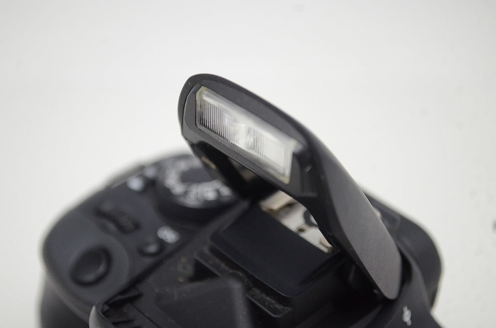 Canon キヤノン EOS Kiss X7 ボディ + EF-S 18-55 IS STM レンズキット デジタル一眼レフカメラ 251104aa