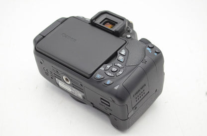 良品 Canon キヤノン EOS Kiss X7i + EF-S 18-55mm F3.5-5.6 IS STM デジタル一眼レフカメラ 250905v