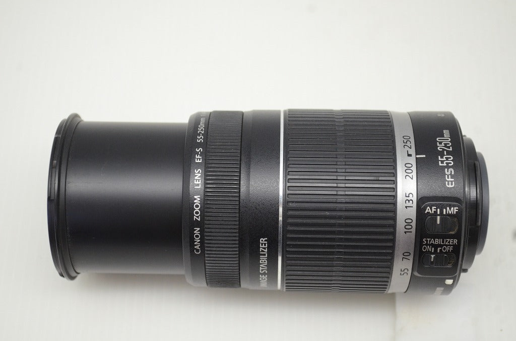 Canon キヤノン EF-S 55-250mm F4-5.6 IS APS-C ズームレンズ 251113e