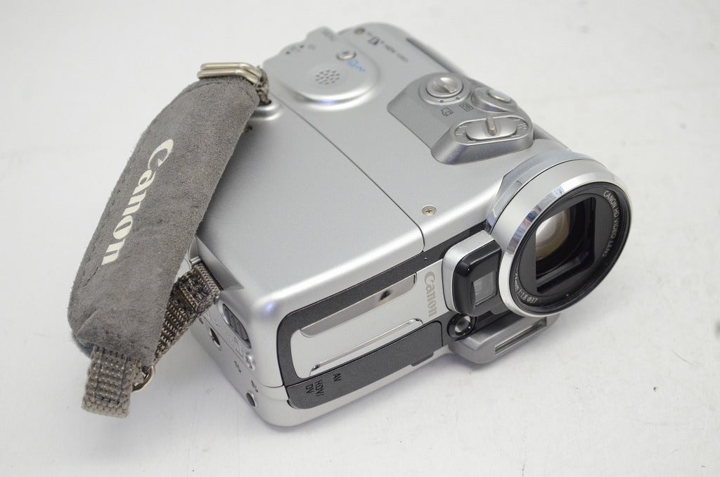 Canon キヤノン iVIS HV10 デジタルビデオカメラ シルバー 250905i