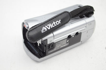 良品 JVC ケンウッド Everio GZ-MS237 デジタルビデオカメラ シルバー 元箱付 250904i