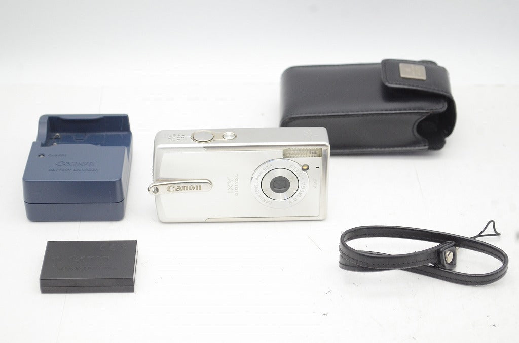 良品 Canon キヤノン IXY DIGITAL L コンパクトデジタルカメラ シルバー ケース付 250905ab