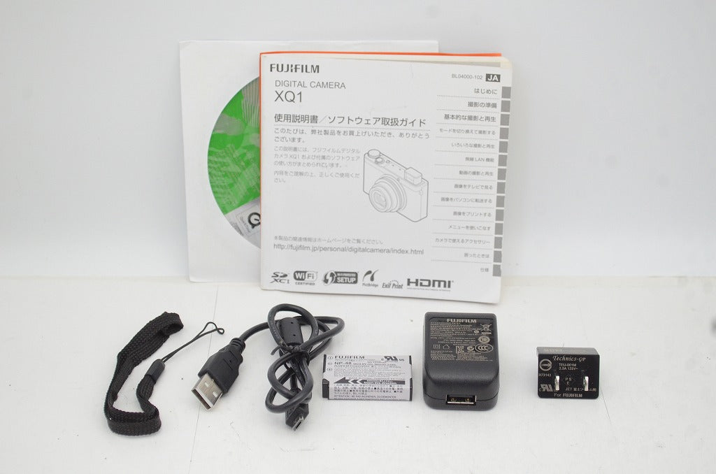 美品 FUJIFILM フジフィルム XQ1 コンパクトデジタルカメラ シルバー 250908d