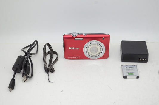美品 Nikon ニコン COOLPIX S2900 コンパクトデジタルカメラ レッド 250904d