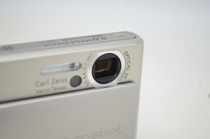 美品 SONY ソニー Cyber-shot DSC-T1 コンパクトデジタルカメラ シルバー 251110w