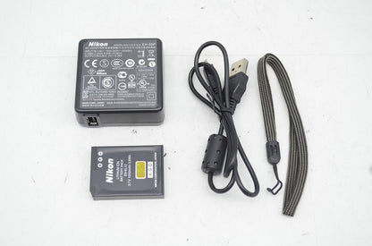Nikon ニコン COOLPIX S8100 コンパクトデジタルカメラ ゴールド 250903d