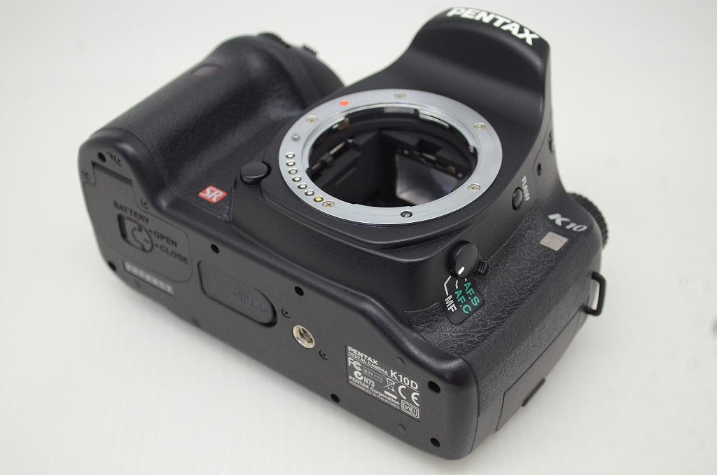 美品 PENTAX ペンタックス K10D ボディ デジタル一眼レフカメラ 251111f