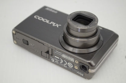 Nikon ニコン COOLPIX S600 コンパクトデジタルカメラ アーバンブラック 251111h