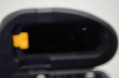 良品 Nikon ニコン D5200 ボディ デジタル一眼レフカメラ 251107b