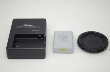 良品 Nikon ニコン D5200 ボディ デジタル一眼レフカメラ 251107b