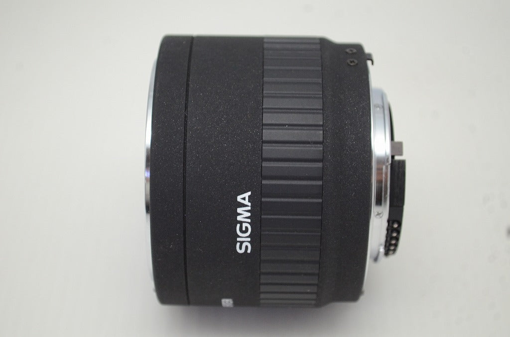 美品 SIGMA シグマ APO TELE CONVERTER 2X EX テレコンバーター Nikon ニコン Fマウント ケース付 251110c