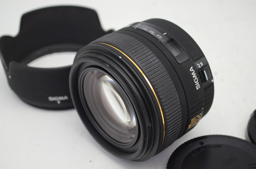 訳あり品 SIGMA シグマ 30mm F1.4 EX DC HSM Canon EFマウント 単焦点レンズ フード付 250911n