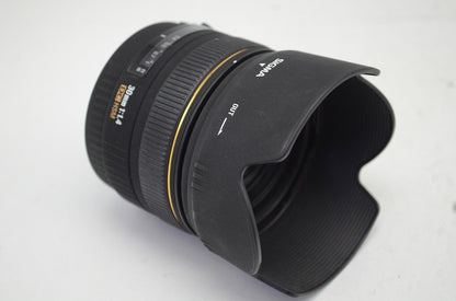 訳あり品 SIGMA シグマ 30mm F1.4 EX DC HSM Canon EFマウント 単焦点レンズ フード付 250911n