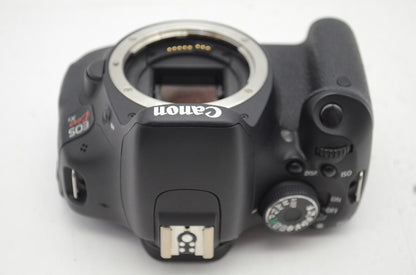 良品 Canon キヤノン EOS Kiss X5 ボディ デジタル一眼レフカメラ 250910d