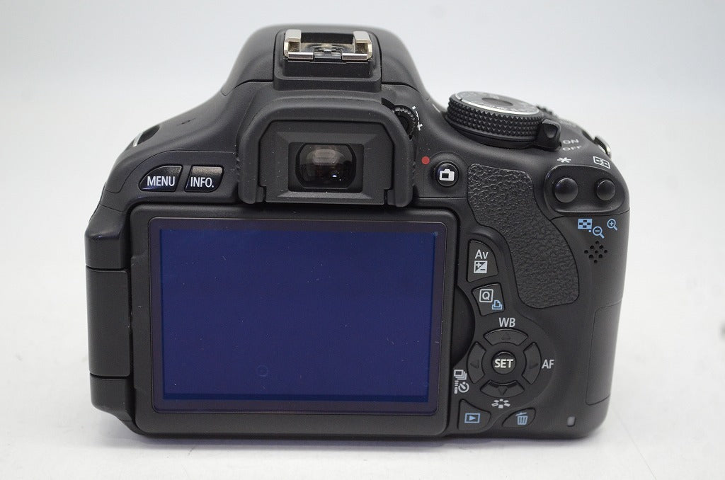 良品 Canon キヤノン EOS Kiss X5 ボディ デジタル一眼レフカメラ 250910d