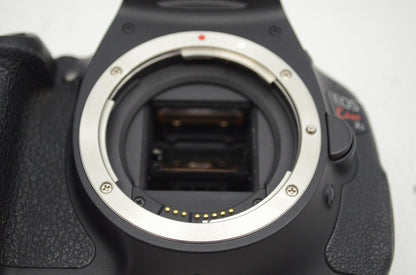 良品 Canon キヤノン EOS Kiss X5 ボディ デジタル一眼レフカメラ 250910d