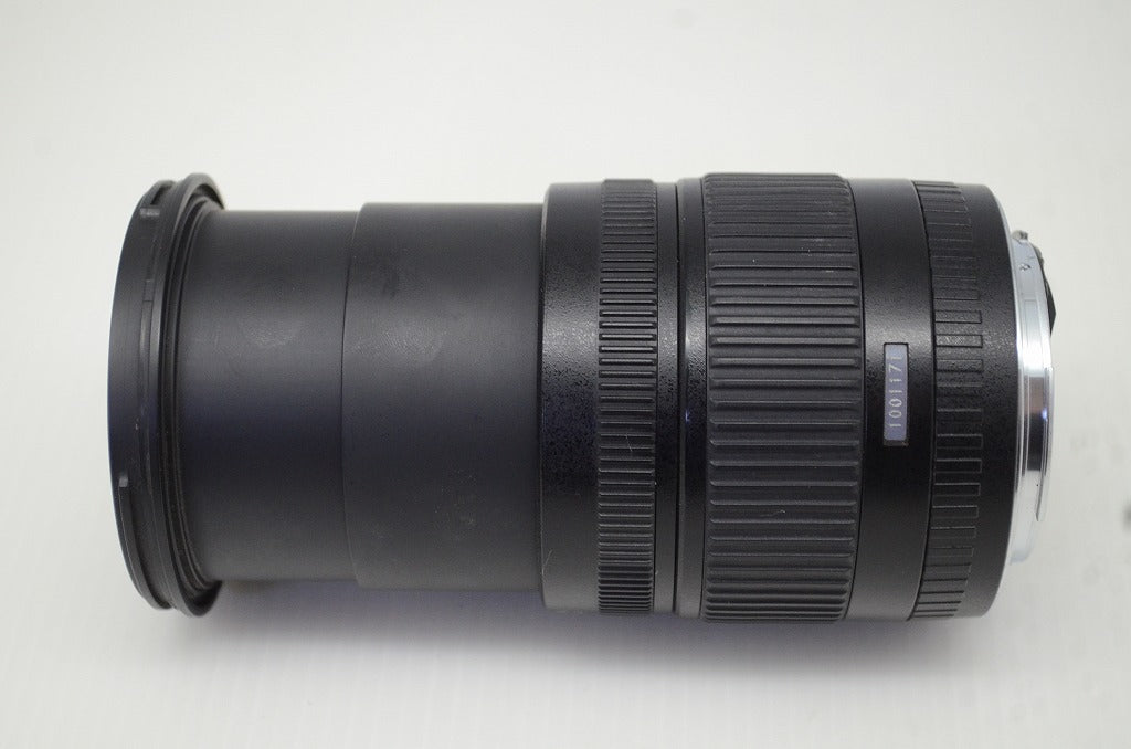 良品 SIGMA シグマ 18-125mm F3.5-5.6 DC Canon キヤノン EFマウント APS-C ズームレンズ フード付 251107e