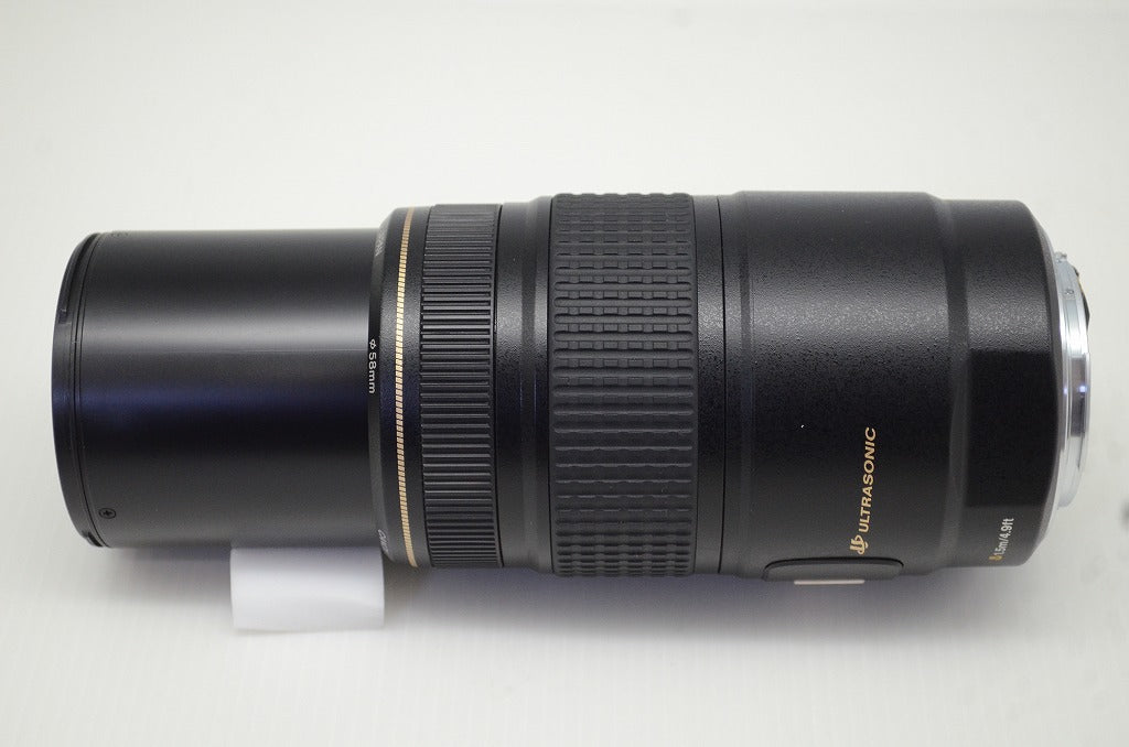 良品 Canon キヤノン EF 75-300mm F4-5.6 IS USM フルサイズ ズームレンズ フード ポーチ付 251112j