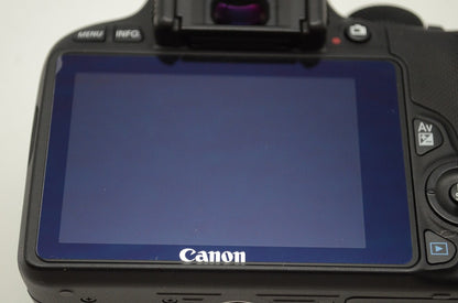 美品 Canon キヤノン EOS Kiss X7 + EF-S 18-55 IS STM レンズキット デジタル一眼レフカメラ 250910r