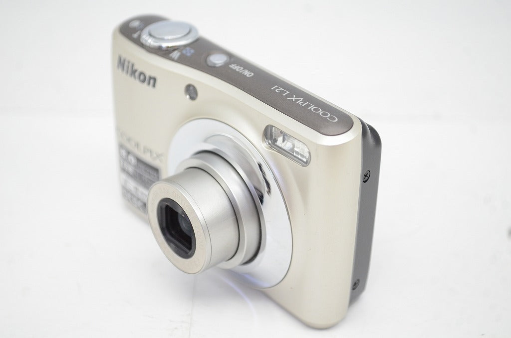 Nikon ニコン COOLPIX L21 コンパクトデジタルカメラ シルバー 250912a