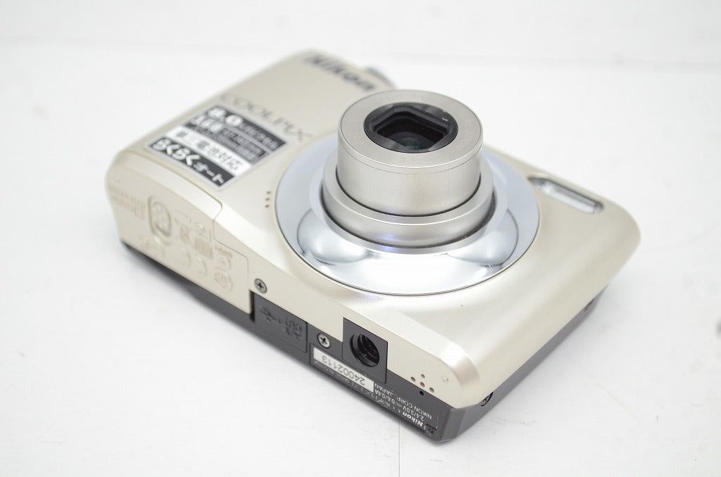 Nikon ニコン COOLPIX L21 コンパクトデジタルカメラ シルバー 250912a