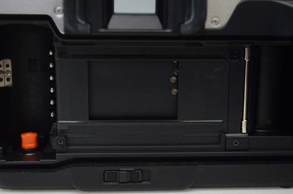 美品 Canon キヤノン EOS 55 + EF 28-90mm F4-5.6 II USM シルバー フィルム一眼レフカメラ 251110v