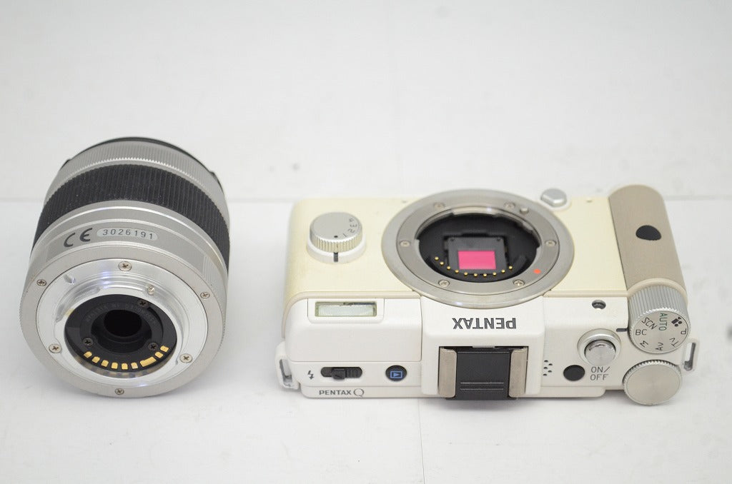 良品 PENTAX Q ズームレンズキット 標準ズーム 02 STANDARD ZOOM ミラーレス 元箱付 250820ma