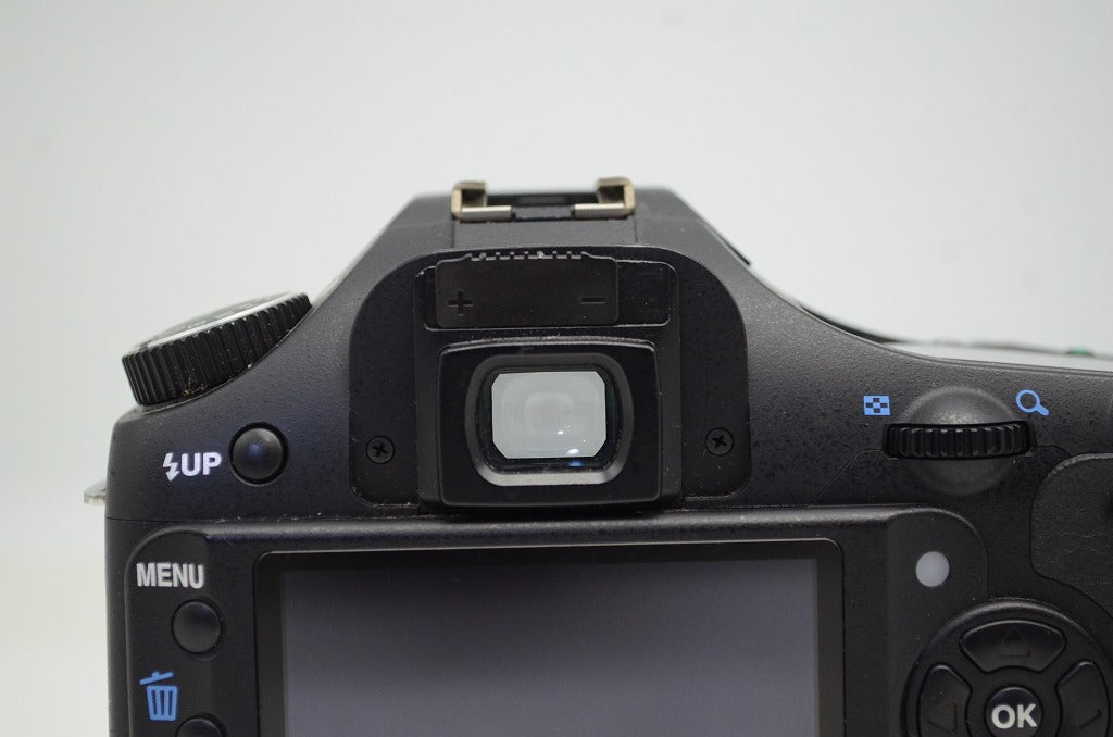 良品 PENTAX ペンタックス K200D ボディ デジタル一眼レフカメラ 250915q