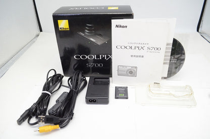 Nikon ニコン COOLPIX S700 コンパクトデジタルカメラ アーバンブラック 元箱付 250915i