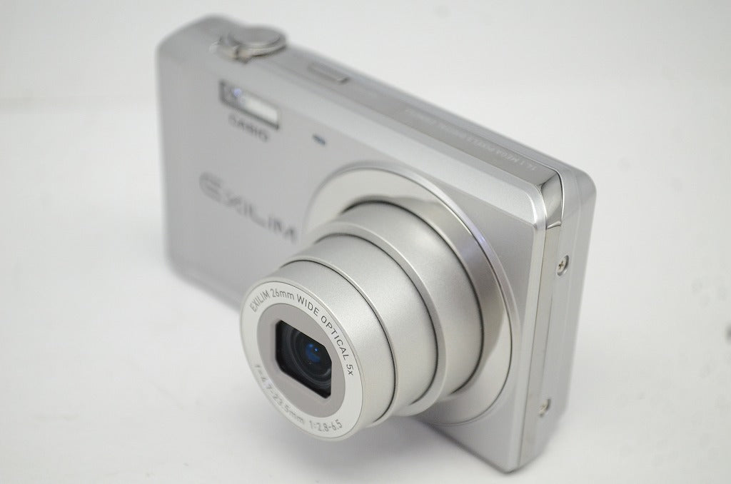 美品 CASIO カシオ EXILIM EX-Z27 コンパクトデジタルカメラ シルバー 元箱付 250912f