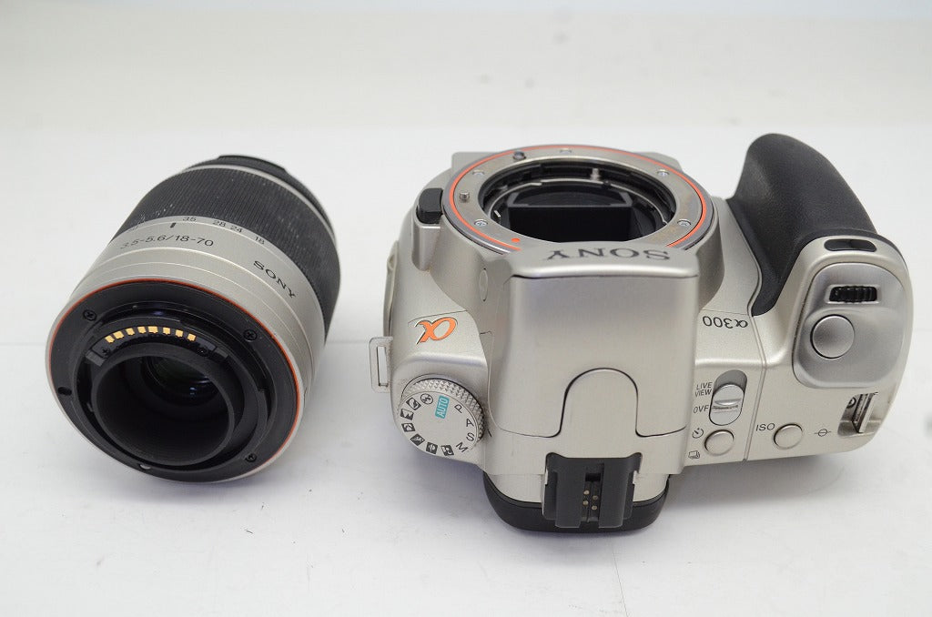 SONY ソニー α300 + DT 18-70mm レンズキット デジタル一眼レフカメラ シルバー 250917a