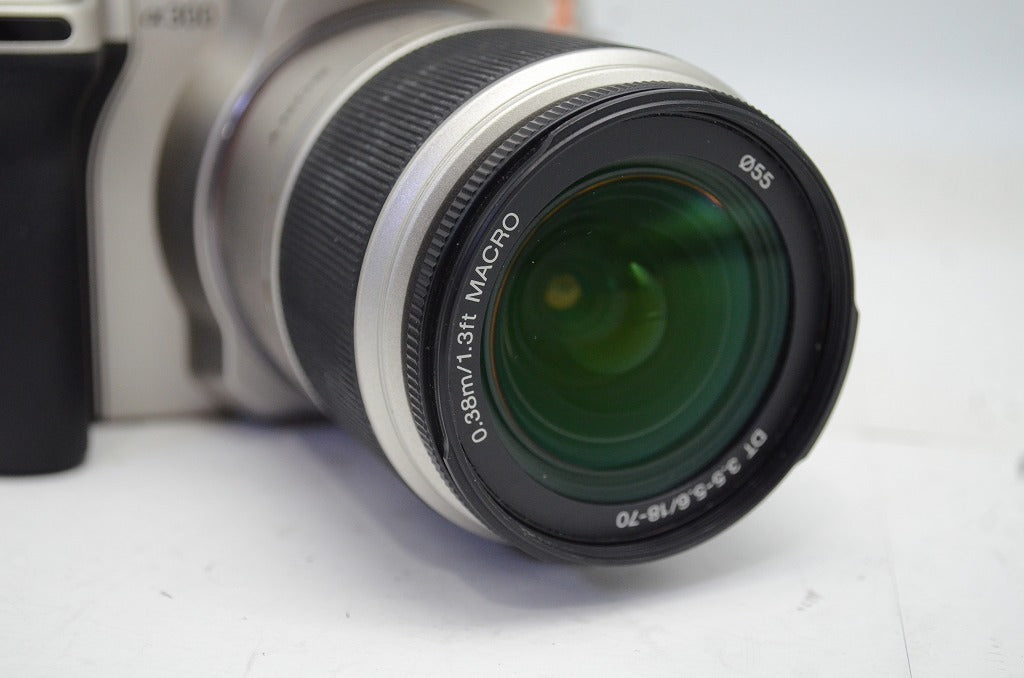 SONY ソニー α300 + DT 18-70mm レンズキット デジタル一眼レフカメラ シルバー 250917a