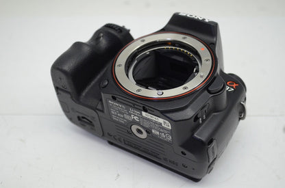 良品 SONY ソニー SLT-A37Y ダブルズームレンズキット デジタル一眼レフカメラ 元箱付 250917c