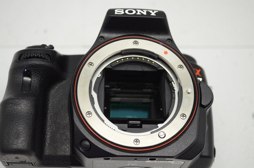 良品 SONY ソニー SLT-A37Y ダブルズームレンズキット デジタル一眼レフカメラ 元箱付 250917c