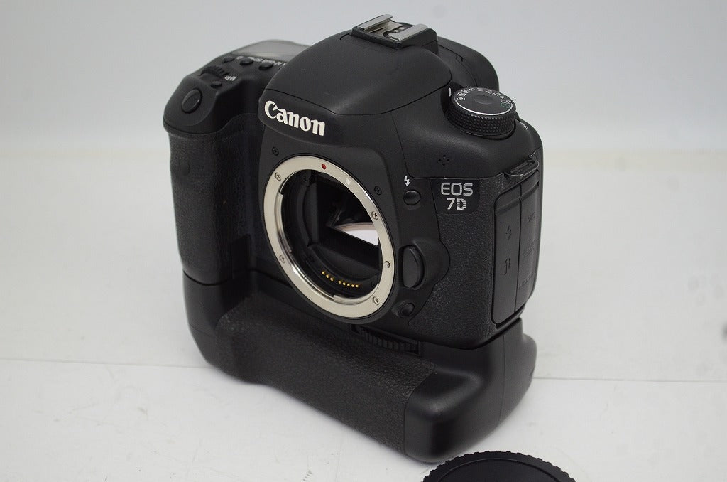 良品 Canon キヤノン EOS 7D + BG-E7 デジタル一眼レフカメラ 250915a