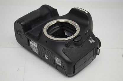 良品 Canon キヤノン EOS 7D + BG-E7 デジタル一眼レフカメラ 250915a