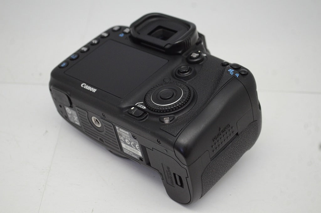 良品 Canon キヤノン EOS 7D + BG-E7 デジタル一眼レフカメラ 250915a