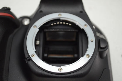 美品 Nikon D5200 ボディ ニコン デジタル一眼レフカメラ ブラック 250916p