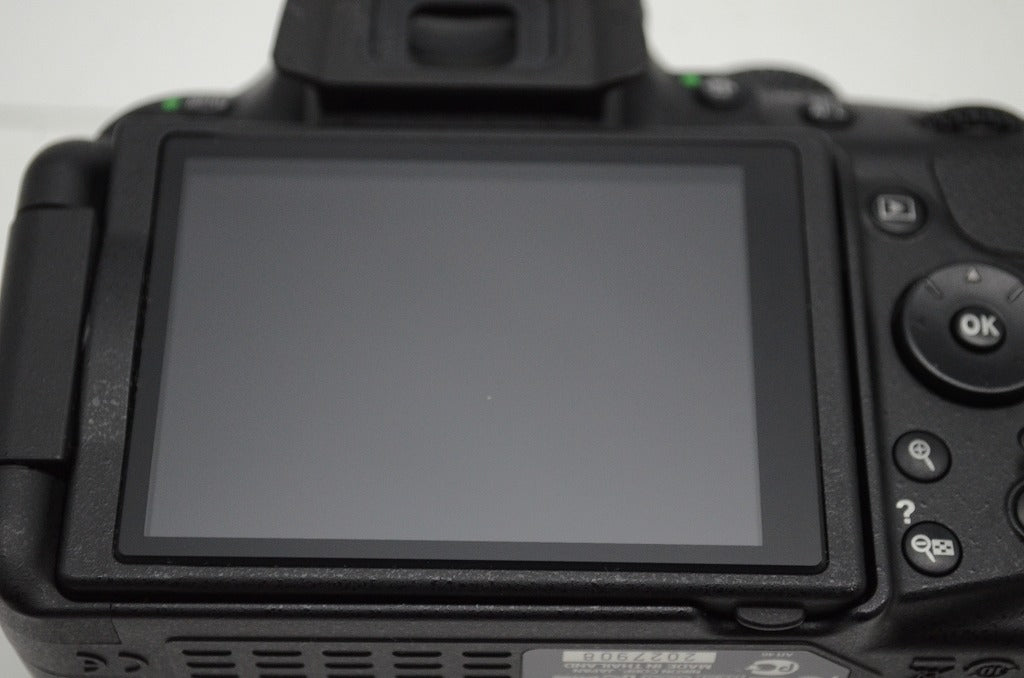 美品 Nikon D5200 ボディ ニコン デジタル一眼レフカメラ ブラック 250916p