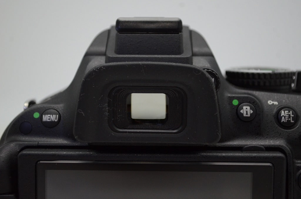 美品 Nikon D5200 ボディ ニコン デジタル一眼レフカメラ ブラック 250916p