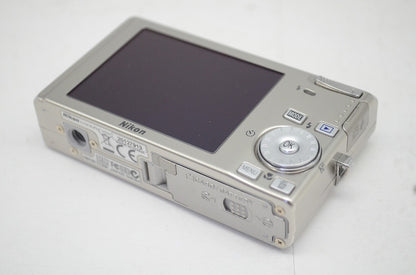 Nikon ニコン COOLPIX S510 コンパクトデジタルカメラ シルバー 元箱付 250919c