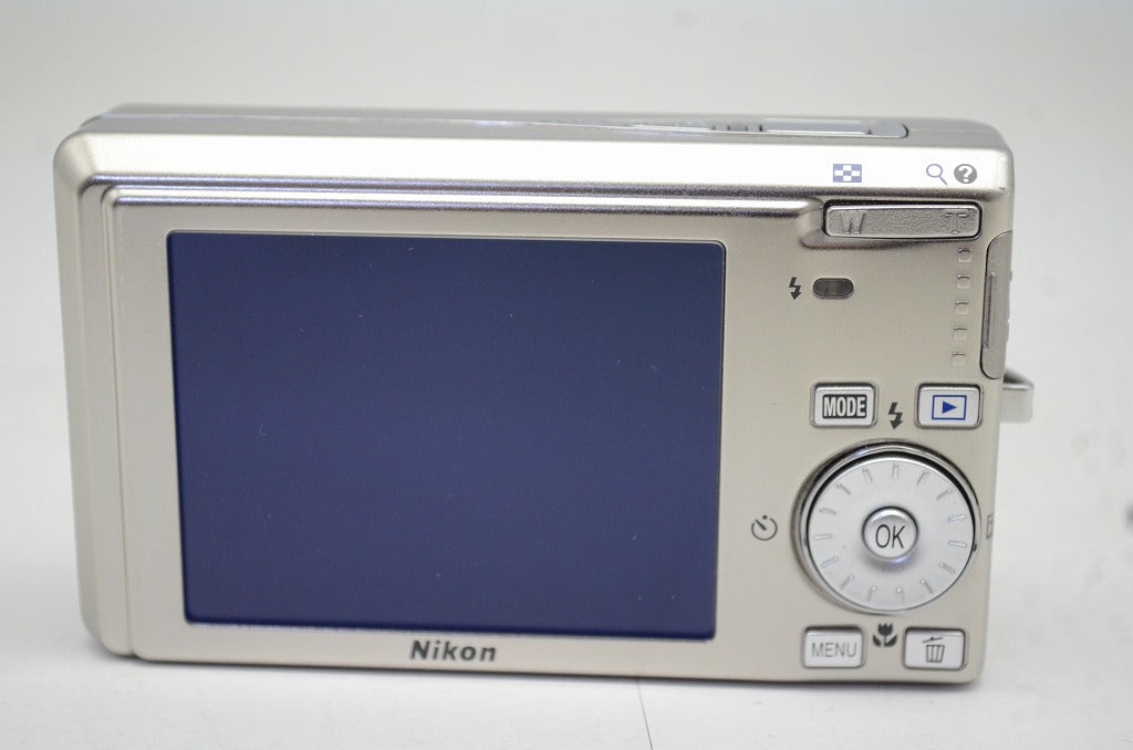 Nikon ニコン COOLPIX S510 コンパクトデジタルカメラ シルバー 元箱付 250919c