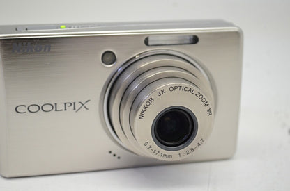 Nikon ニコン COOLPIX S510 コンパクトデジタルカメラ シルバー 元箱付 250919c