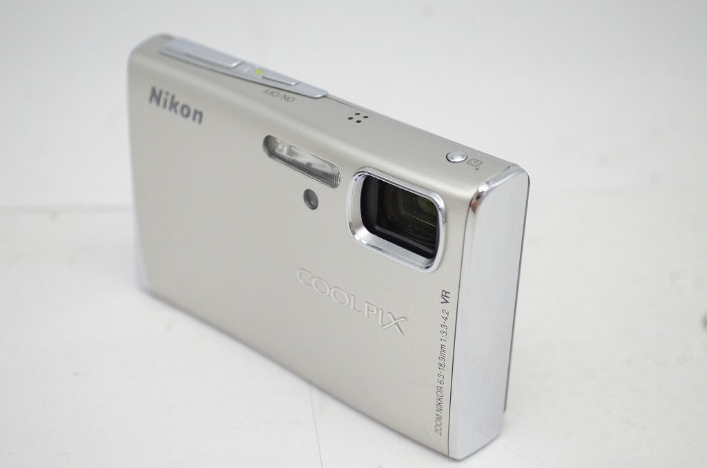 良品 Nikon ニコン COOLPIX S51 コンパクトデジタルカメラ グロスシルバー 250917j